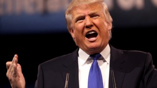 US meat and poultry plants to remain open after Trump order