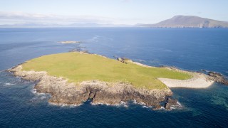 Social distancing the wild way: Private 55ac island guiding at €3,500/ac to go for auction