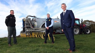 Poots encourages NI farmers to apply for farm business funding