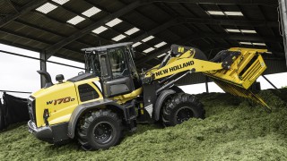 Pics: New Holland upgrades D Series loader range