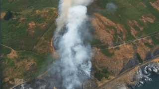 Fire threats sweep the country once more