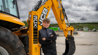 Teenager named the UK’s youngest qualified digger driver