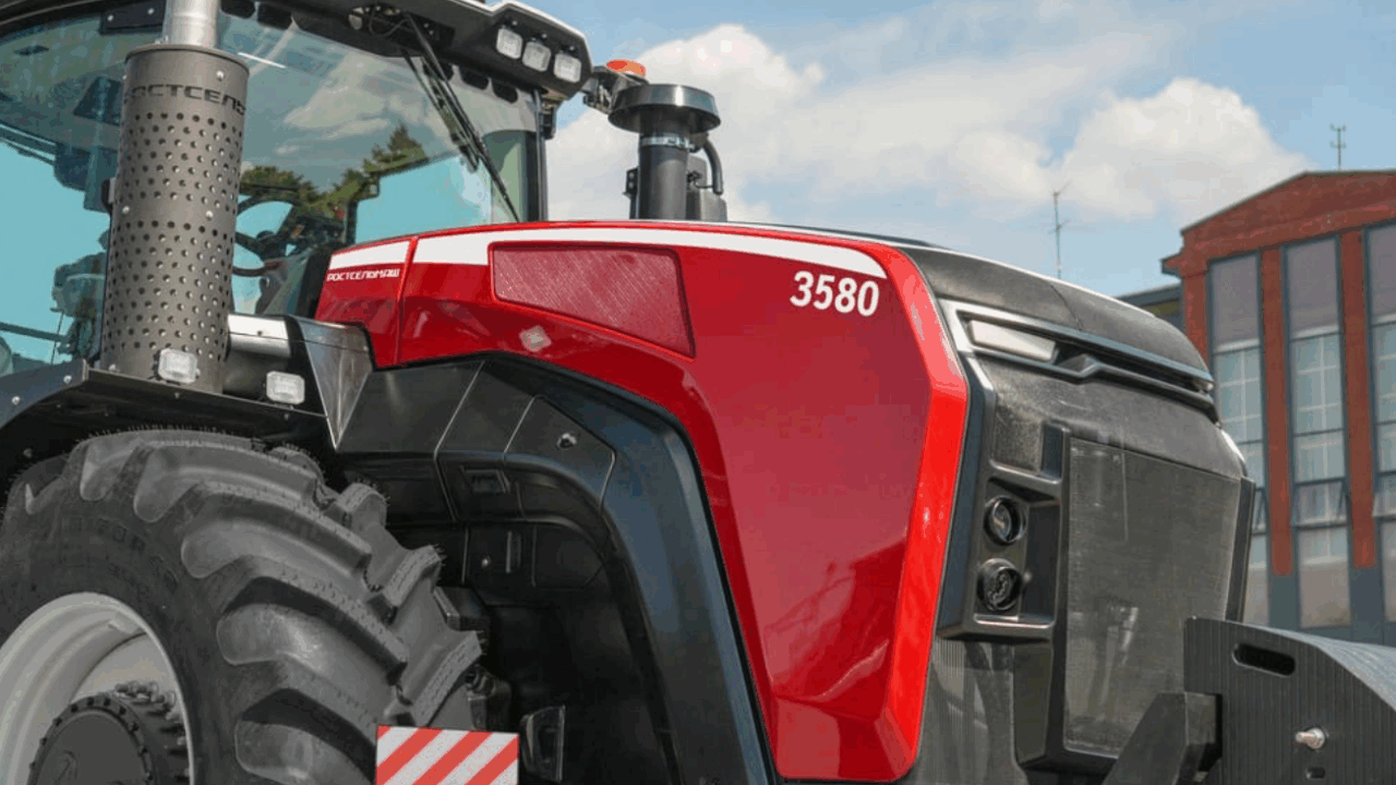 Anticipated 580hp tractor from Rostselmash announced