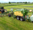 Krone BaleTrain saves time and fuel by reducing field passes