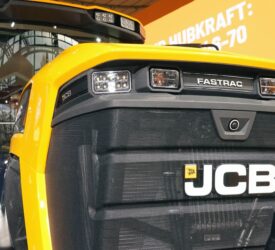 New Fastrac models and larger Loadalls from JCB