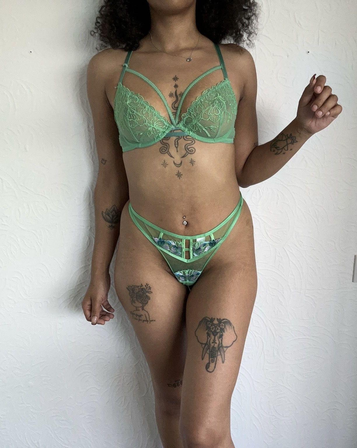 Kiah, escort in London from Playgirls.