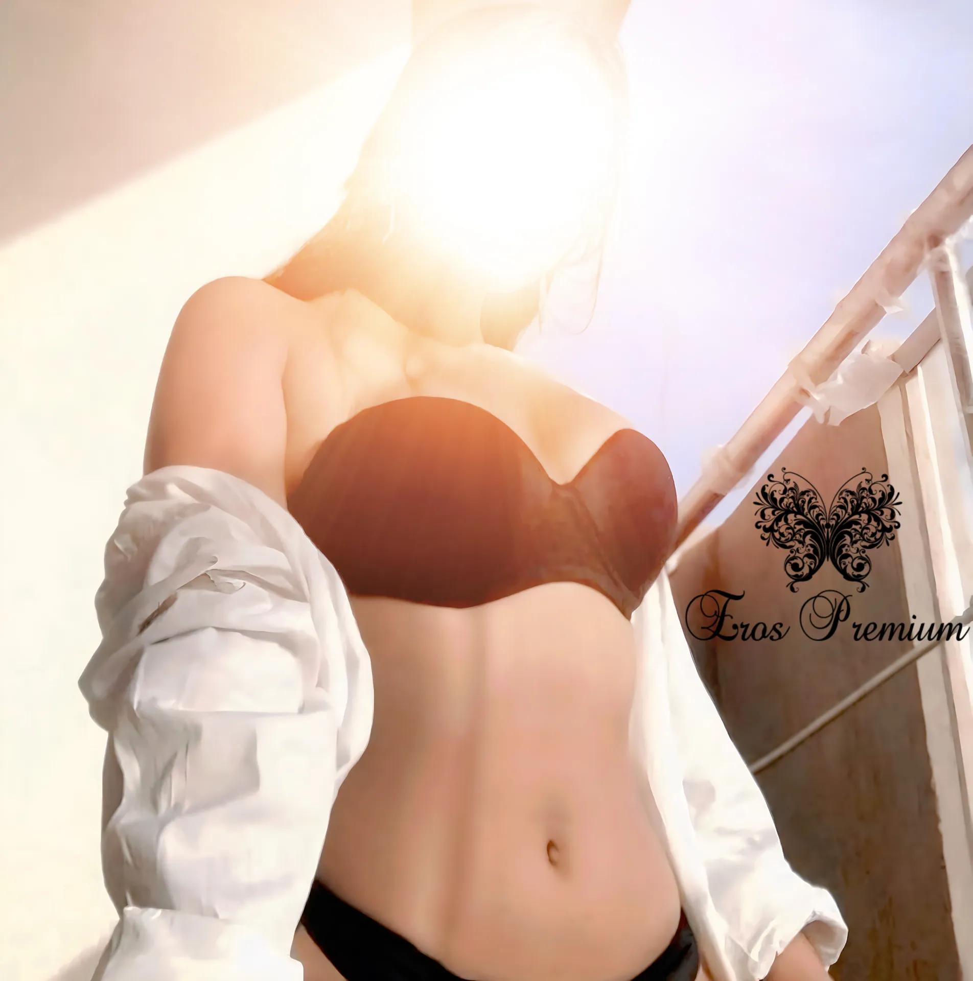 Monica, escort in Bogota from Eros Premium.