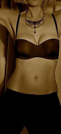 Sherazade, escort in Paris from AlloModel.