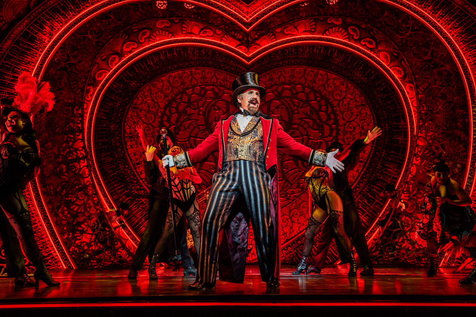 MOULIN ROUGE WORLD TOUR