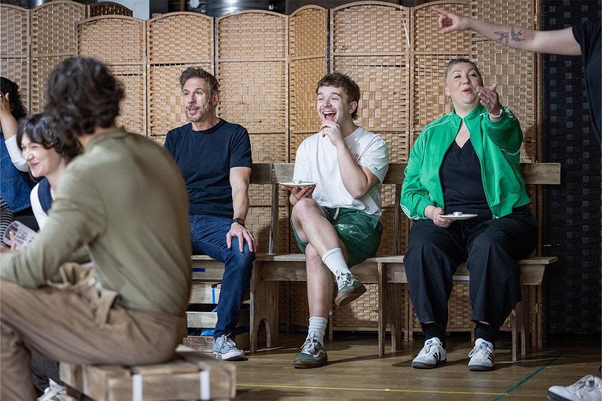 REDCLIFFE (Southwark Playhouse)