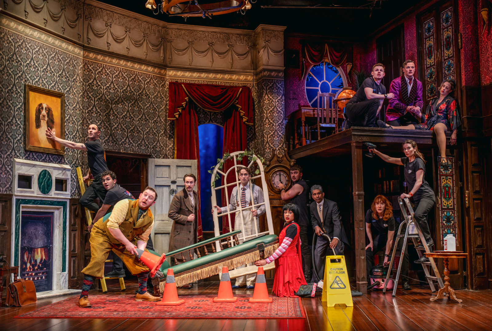 THE PLAY THAT GOES WRONG (West End)