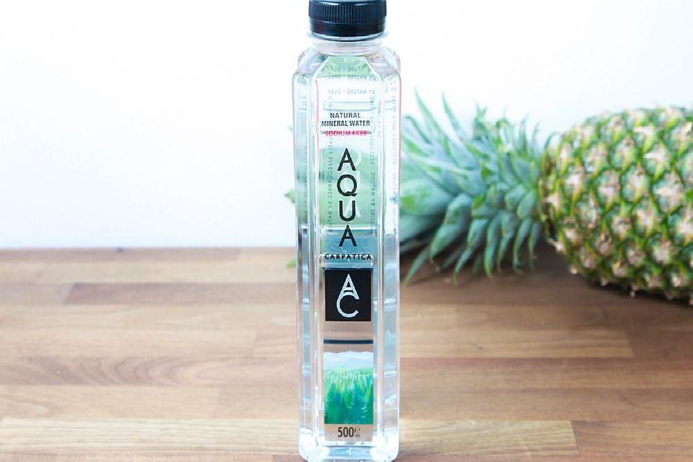 Meal card cover for: Still Mineral Water