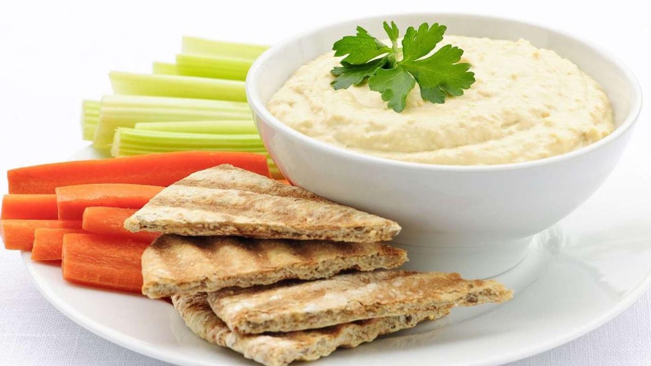 Meal card cover for: Homemade Houmous Served with Warm Flatbread
