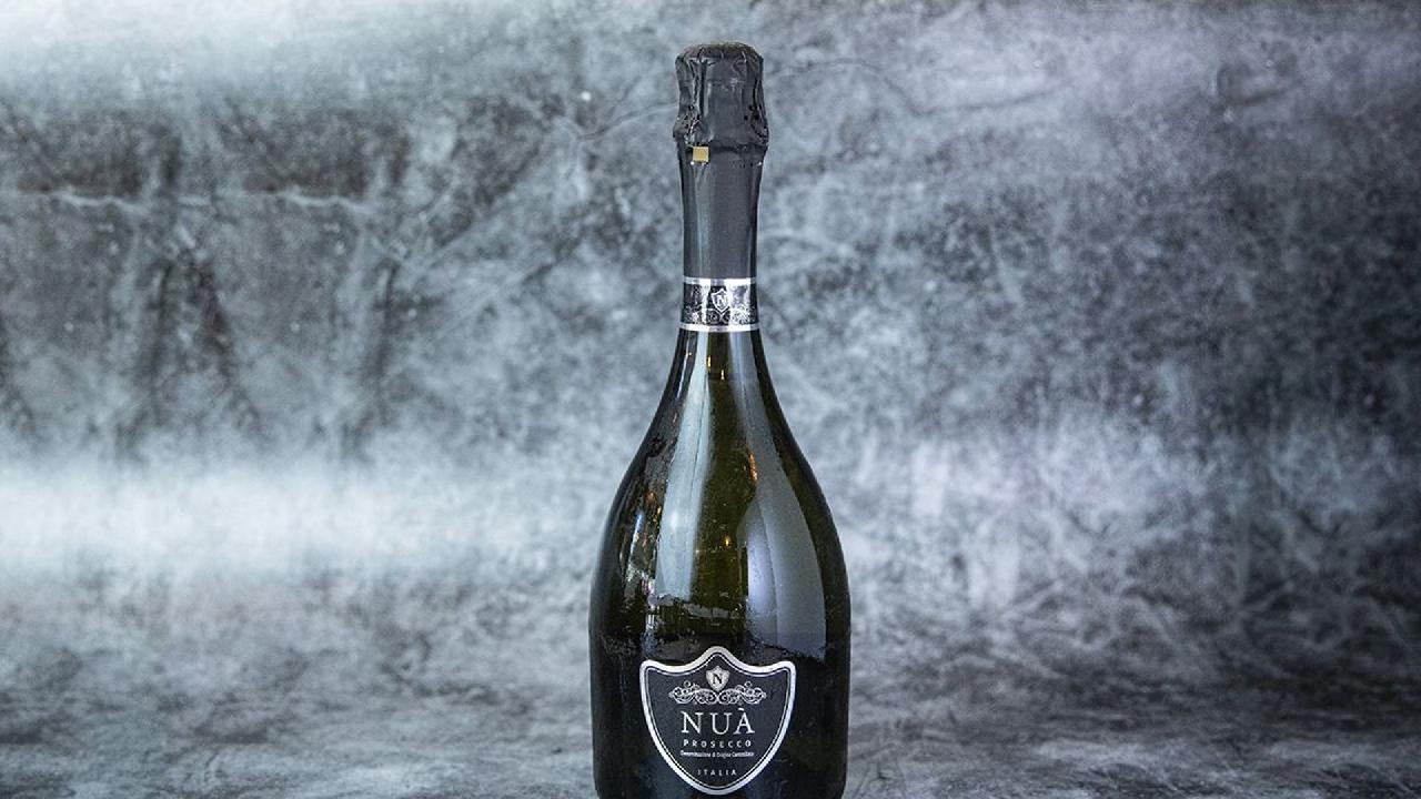 Meal card cover for: Prosecco Bottle