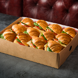 Meal card cover for: Breakfast Mini Croissants with Tomato and Cheese (for 12 people)