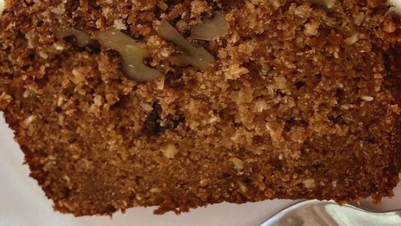 Meal card cover for: Vegan Carrot Cake Slice