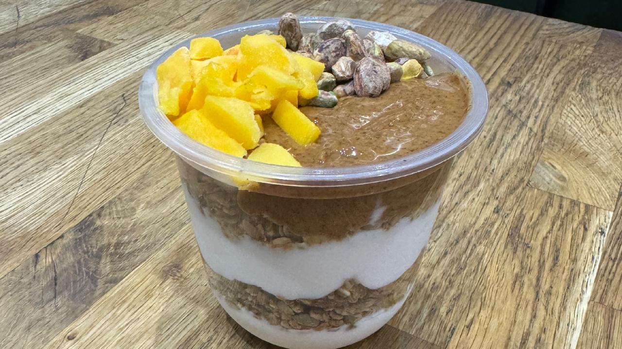 Meal card cover for: Persian Granola Bowl