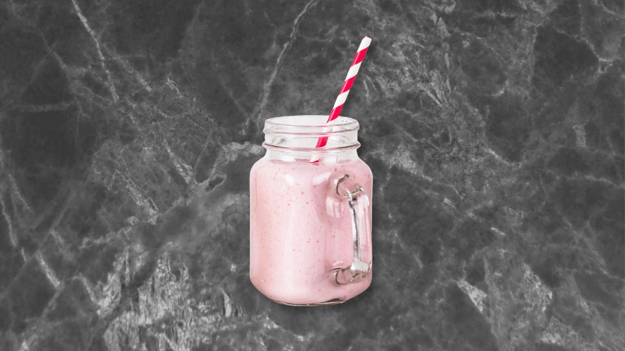 Meal card cover for: Strawberry Milkshake
