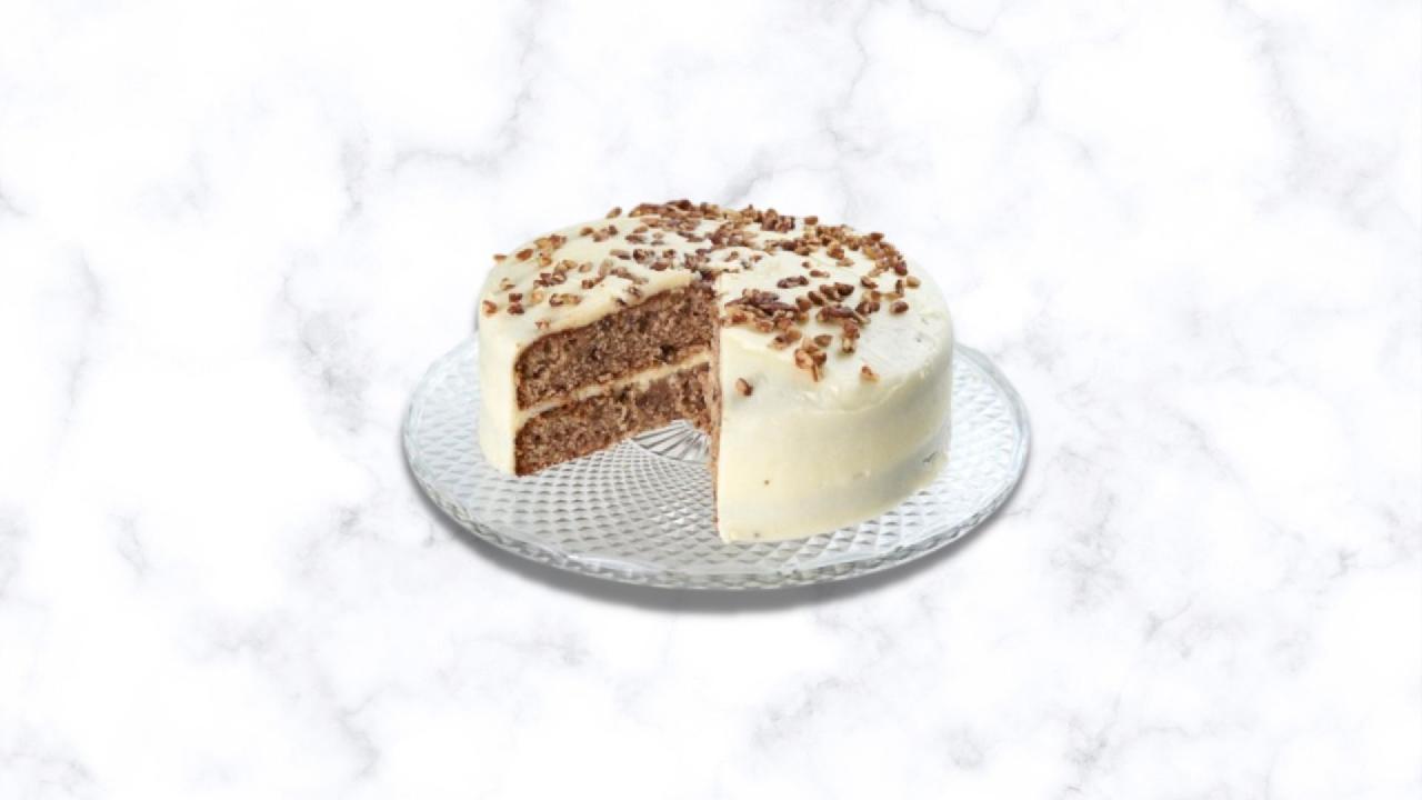 Meal card cover for: Banana & Pecan Cake Slice