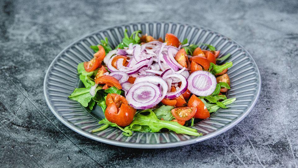 Meal card cover for: Cherry Tomatoes & Onions
