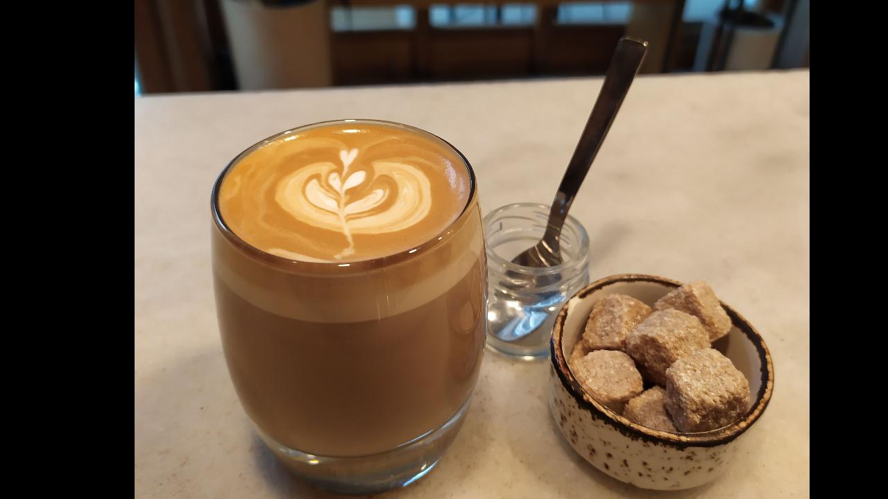 Meal card cover for: Flat White 