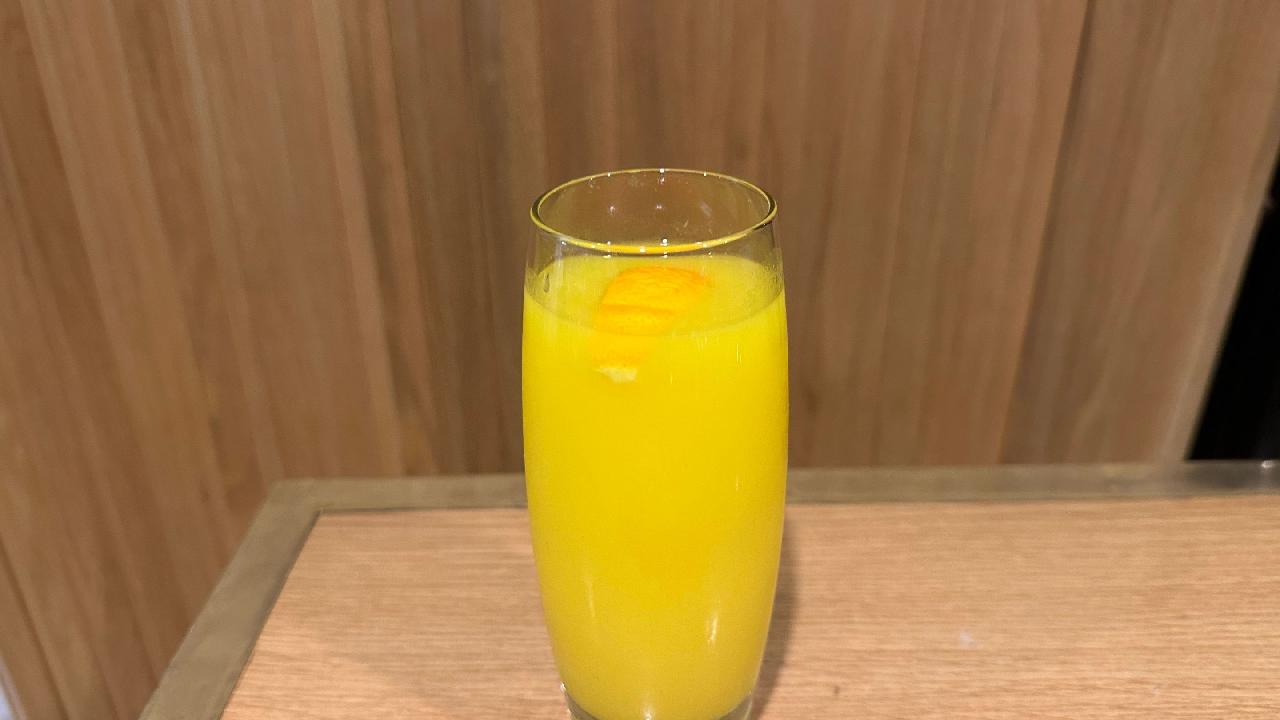 Meal card cover for: Fresh Orange Juice