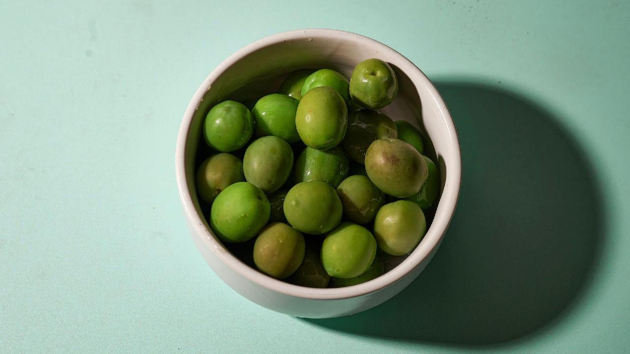 Meal card cover for: Nocellara Olives