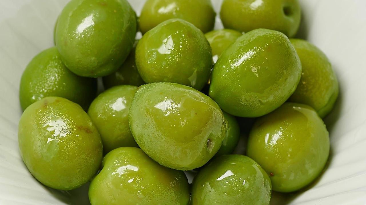 Meal card cover for: Nocellara Olives