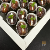 Meal card cover for: Stuffed Dates with Vegan Cheese and candied Ginger 