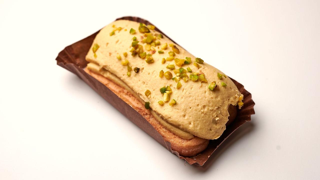 Meal card cover for: Pistachio & Raspberry Tiramisú