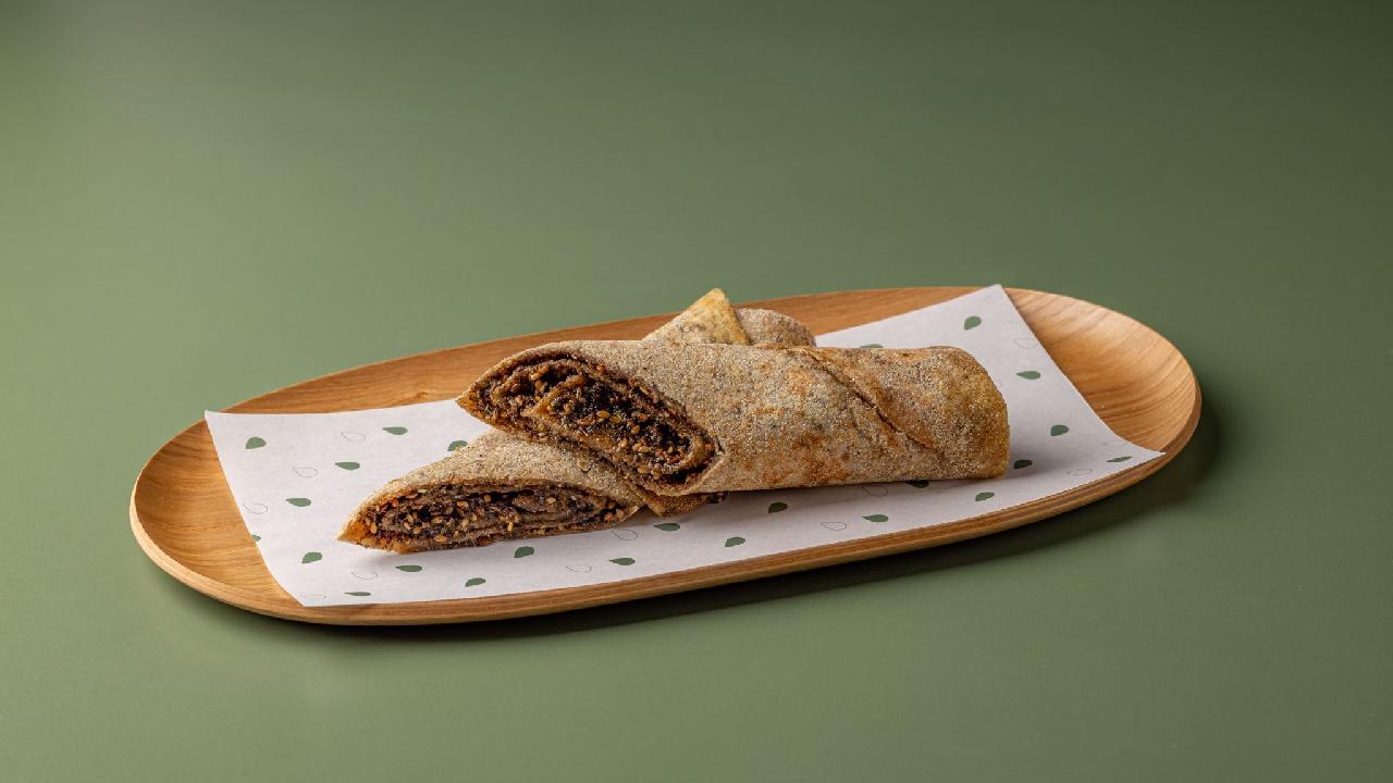 Meal card cover for: Zaatar Wrap