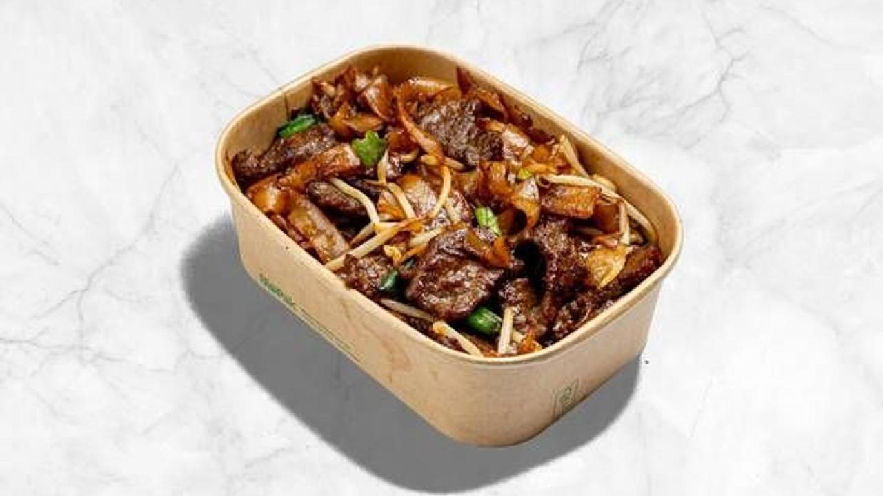 Meal card cover for: Beef Hor Fun 乾炒牛河