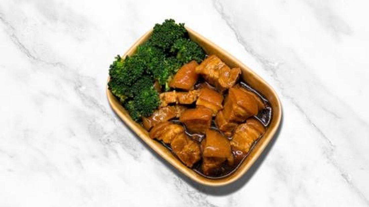 Meal card cover for: Braised Pork Belly 紅燒肉