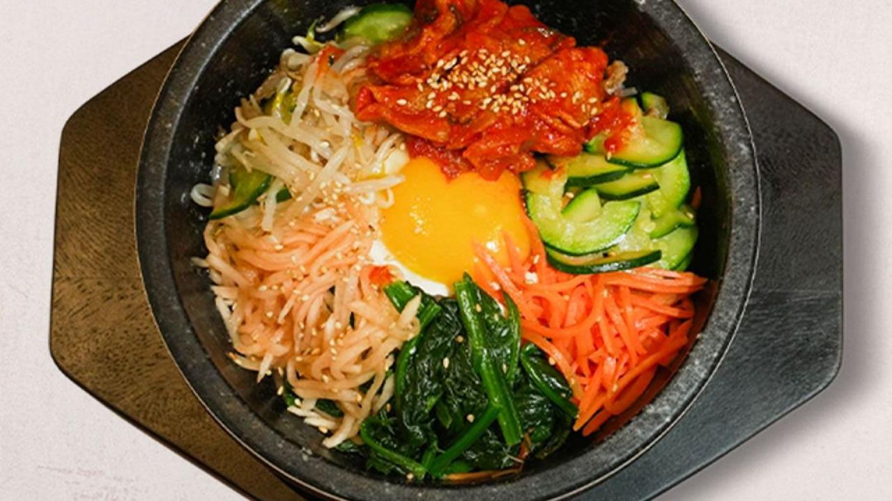 Meal card cover for: Chicken Bibimbap