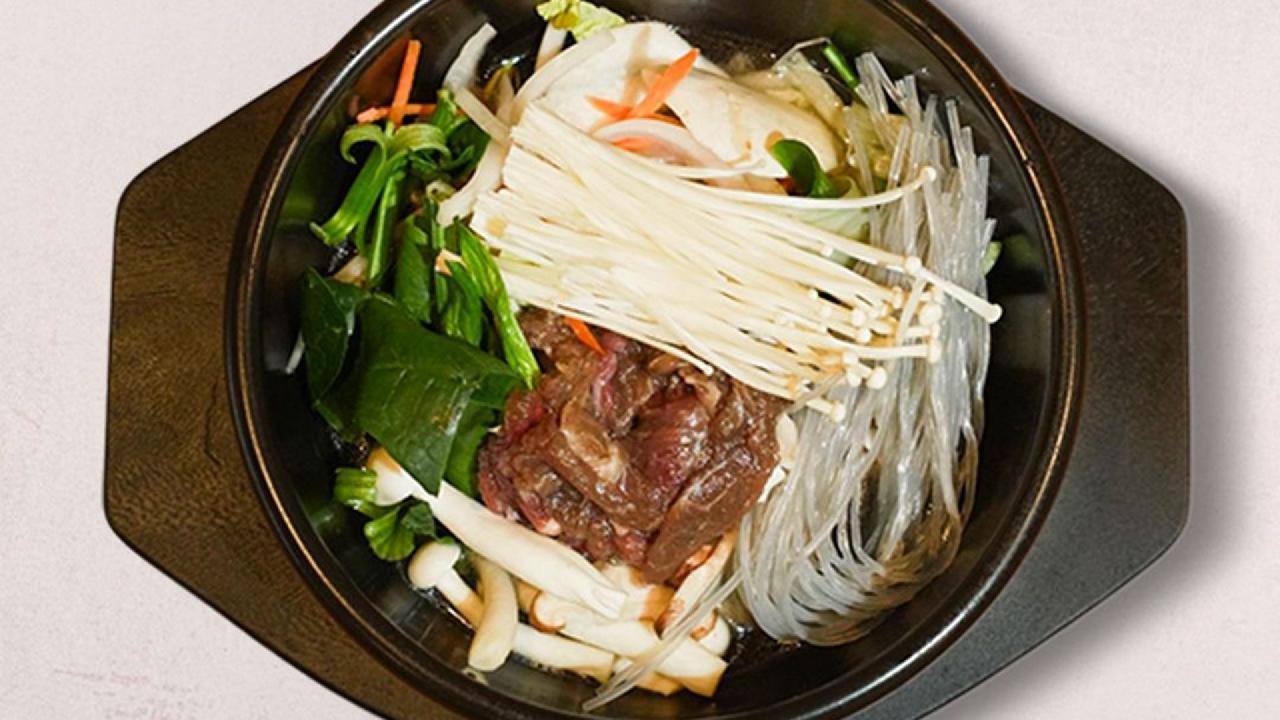 Meal card cover for: Hot Pot Bulgogi