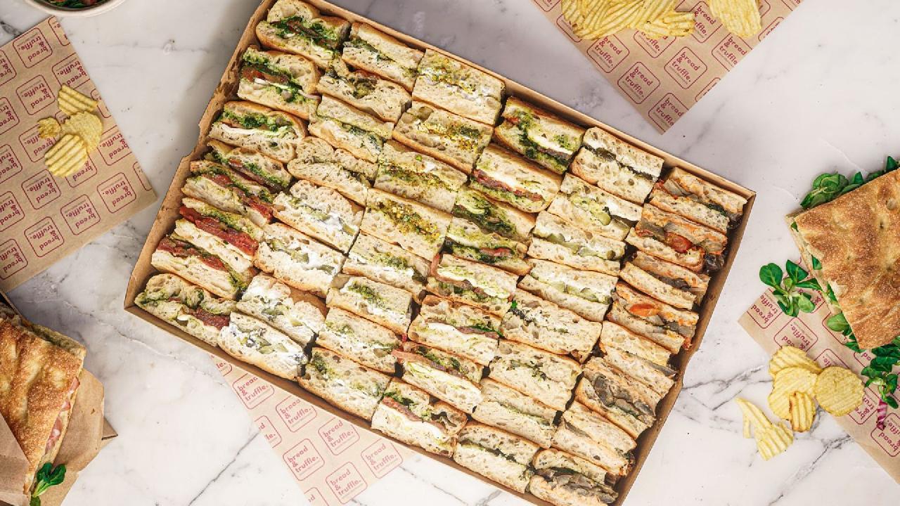 Meal card cover for: Vegetarian & Vegan Sharing Platter Large
