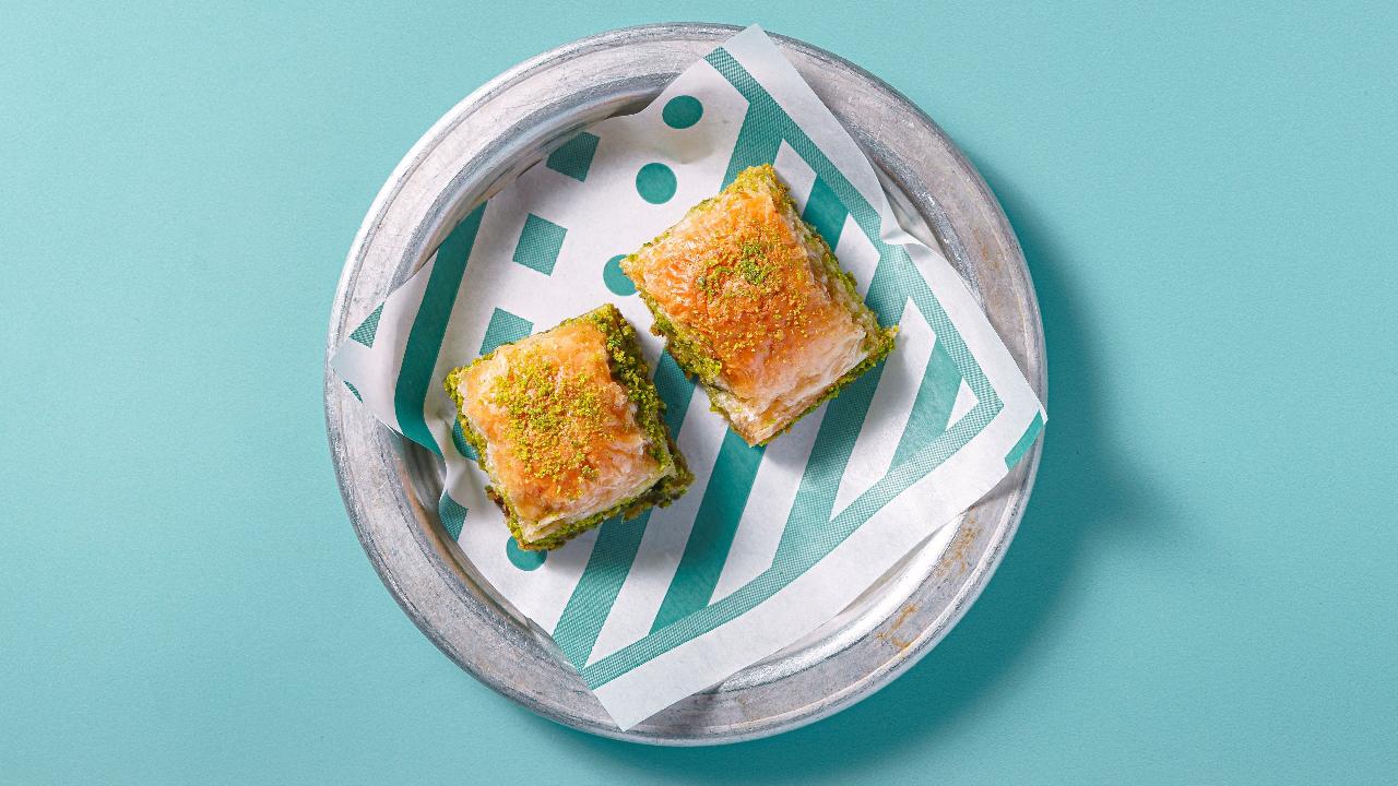 Meal card cover for: Baklava