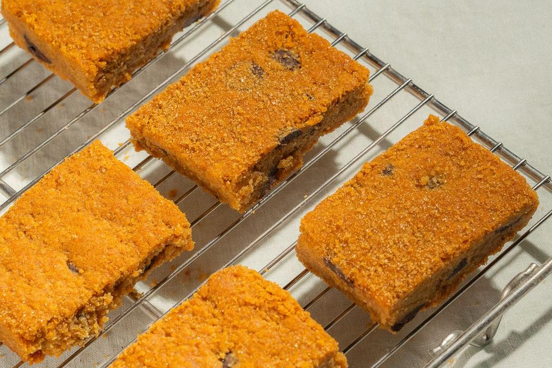 Meal card cover for: CAT Vegan peanut butter blondie CAT