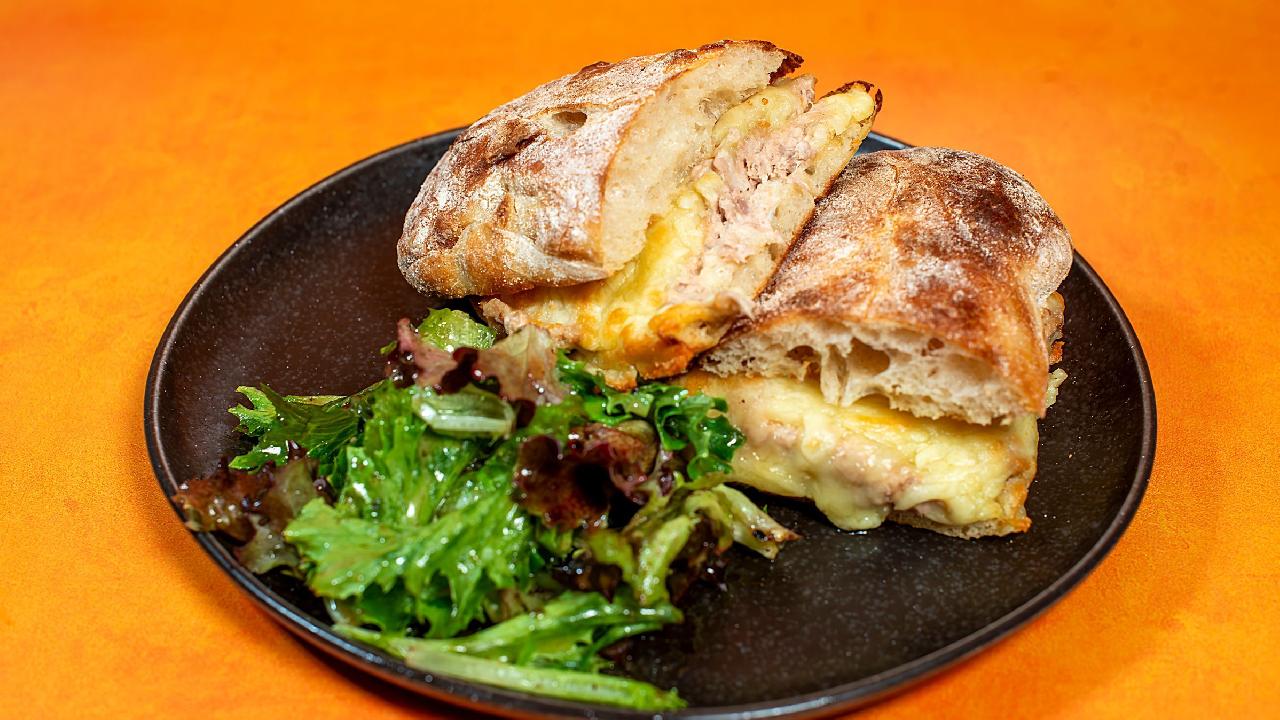 Meal card cover for: Tuna Melt