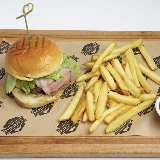 Meal card cover for: 180g Beef Burger
