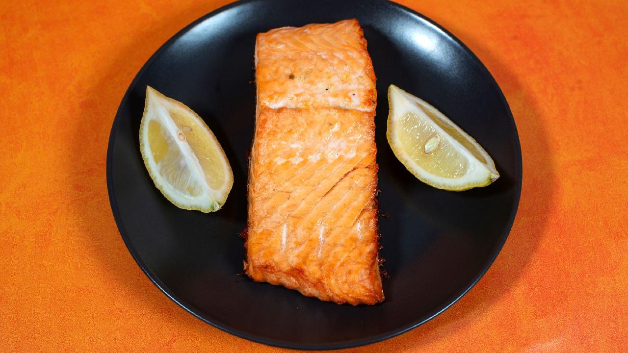 Meal card cover for: Baked Salmon Fillet 