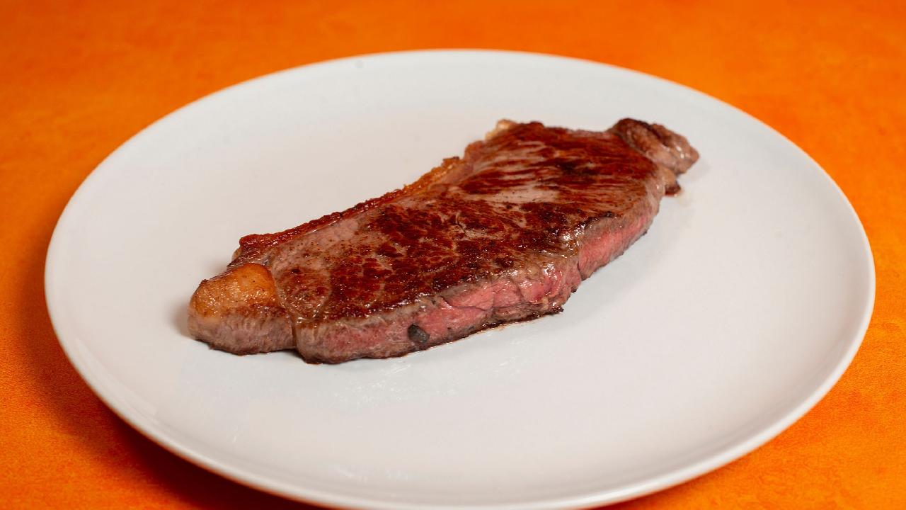 Meal card cover for: Sirloin steak fillet 250g (halal or organic)