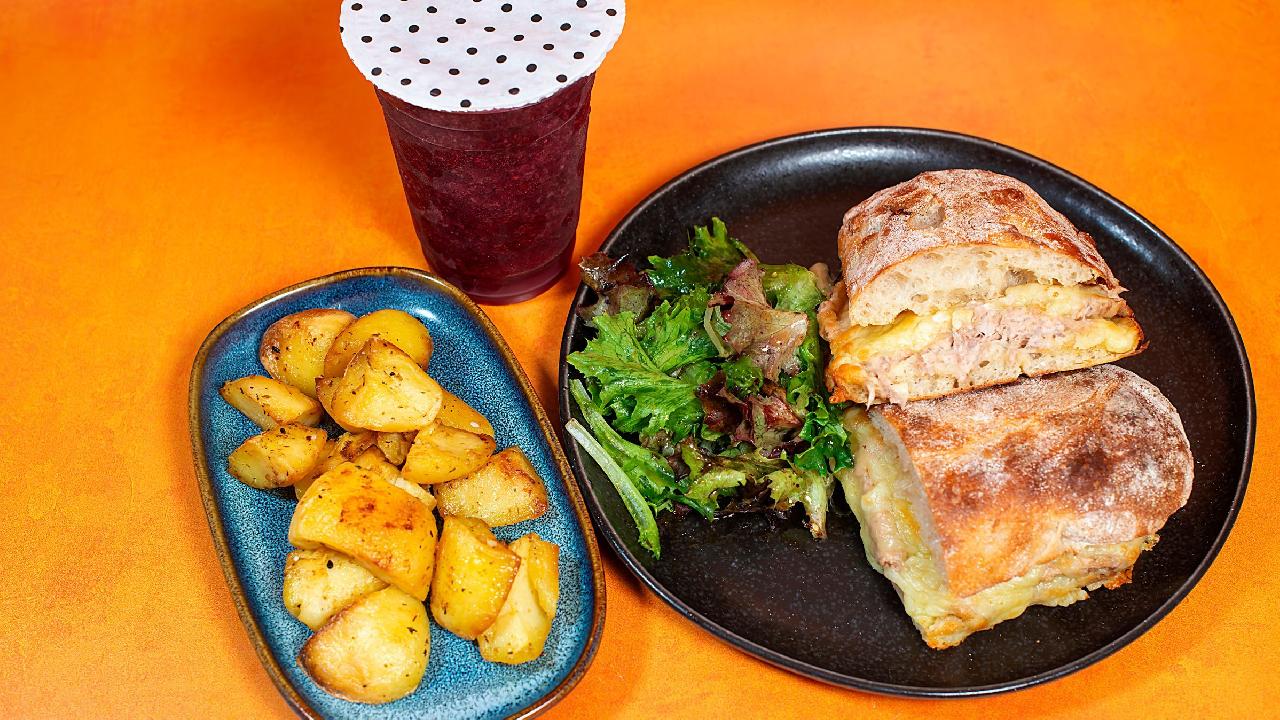 Ciabatta Sandwich Bundle , Portobello Juice & All Day Breakfast - Shoreditch