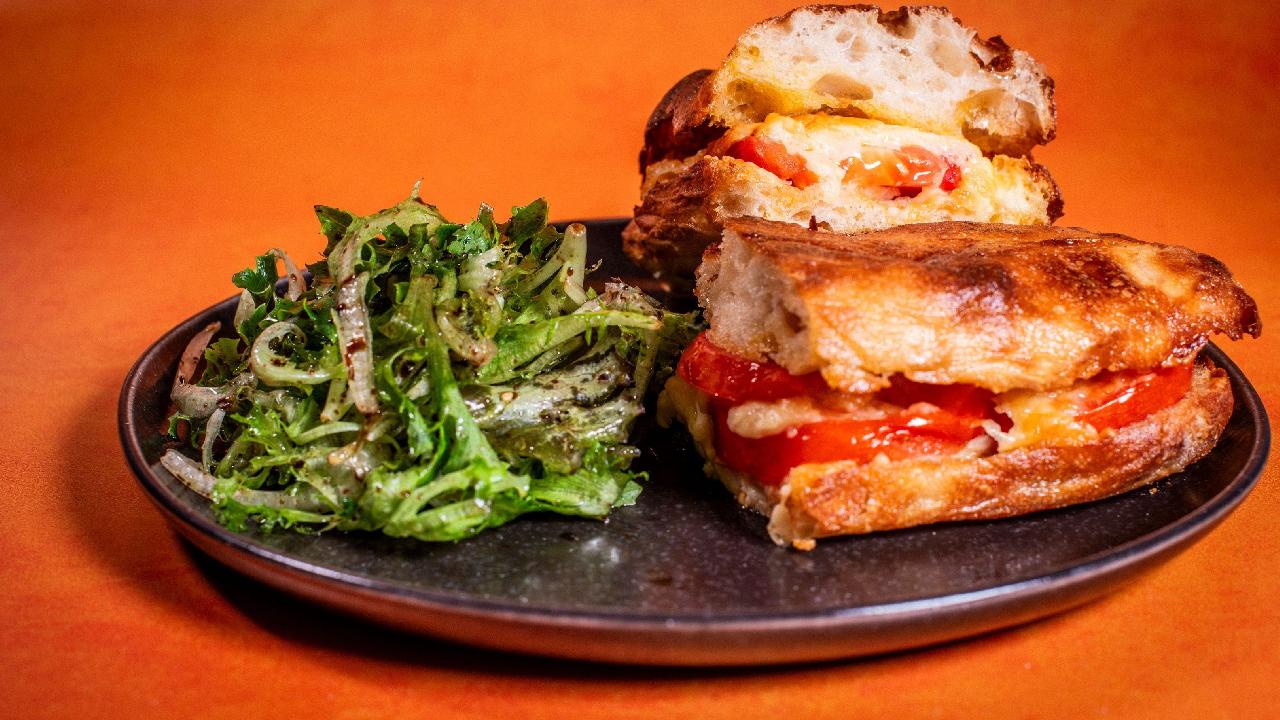 Meal card cover for: Cheese & Tomato