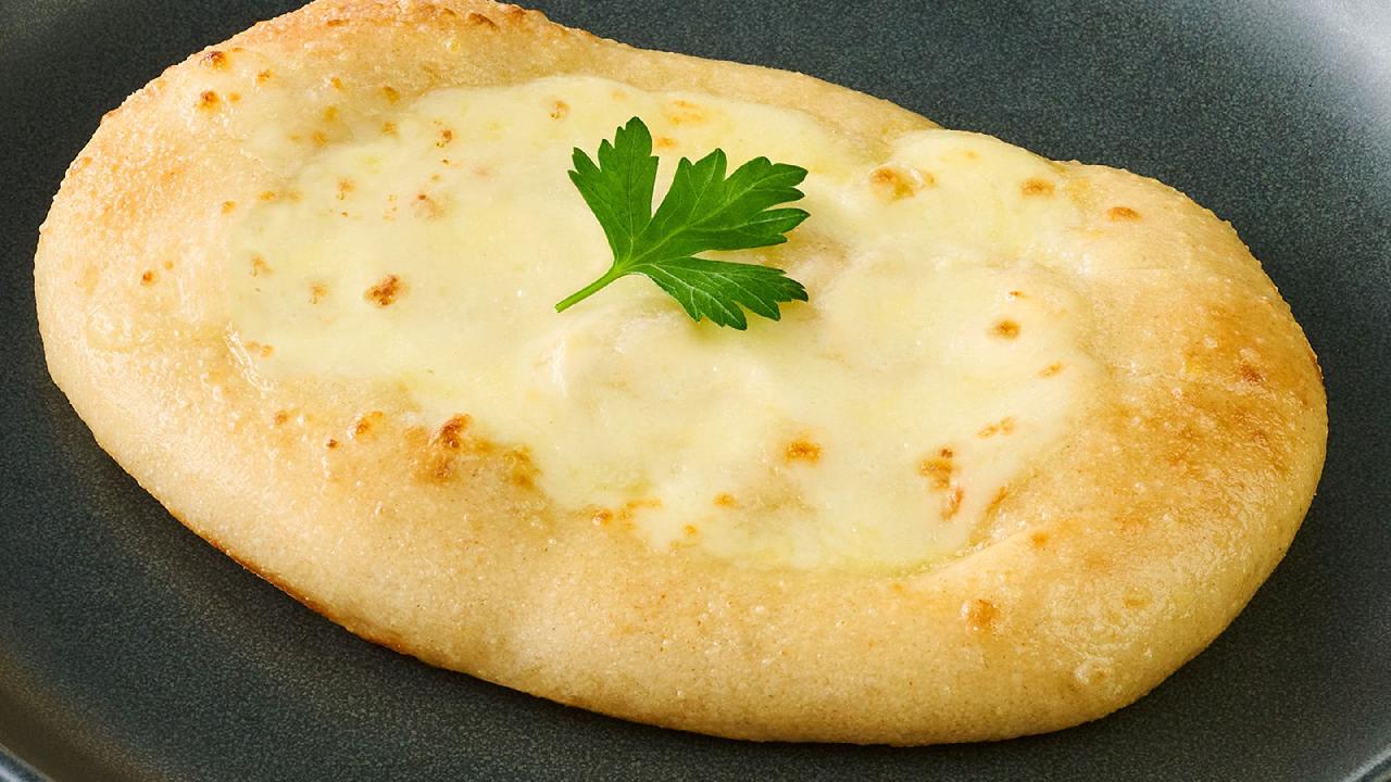 Meal card cover for: Garlic Bread with Mozzarella