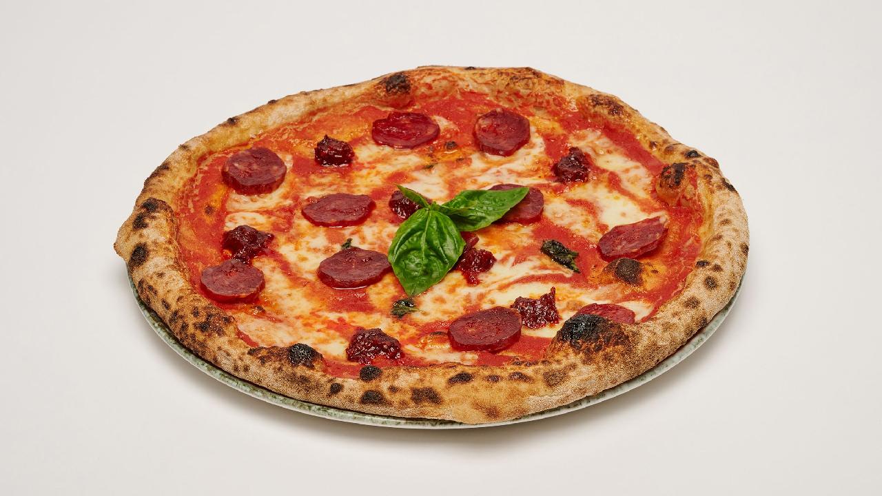 Meal card cover for: Salame Piccante e 'Nduja Pizza