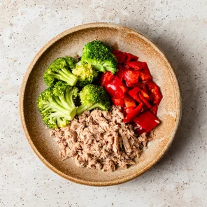 Meal card cover for: Tuna & Veggies Favourite Box