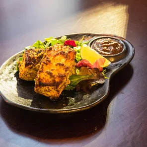 Meal card cover for: Salmon Tikka