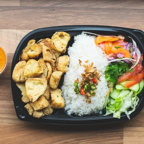 Meal card cover for: Tofu With Rice (Vegan)