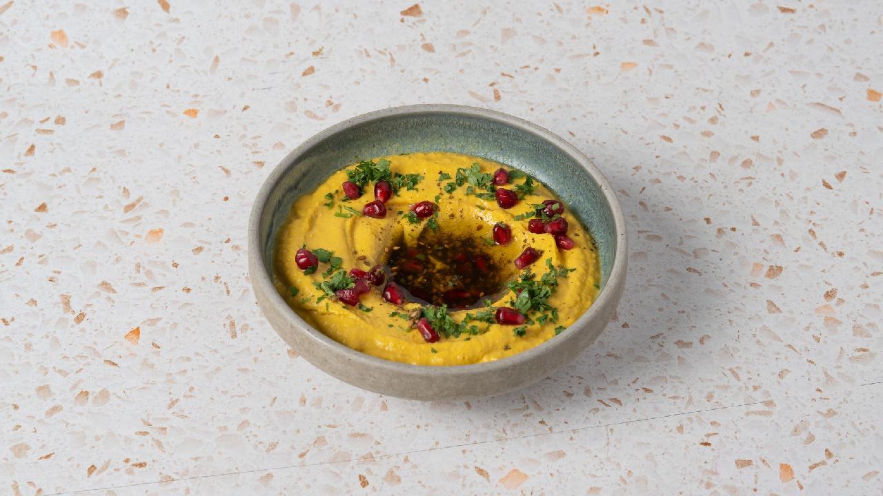 Meal card cover for: Turmeric Carrot Hummus 